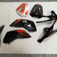 Ricambi vari KTM Duke 690R