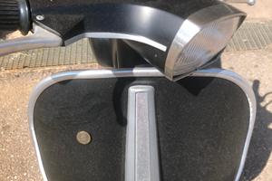 Piaggio Vespa 50 Special (V5B3) - 1981