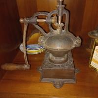 macinacaffé in ghisa 'MARCA DEPOSITATA'