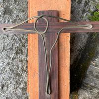 Crocifisso legno e metallo anni '70