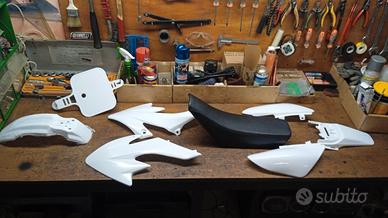 Plastiche e ricambi Mikuni (LEGGERE LA DESCRIZIONE