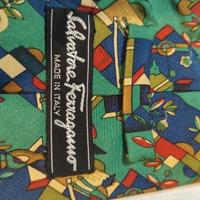 Cravatta Salvatore Ferragamo originale vintage in 