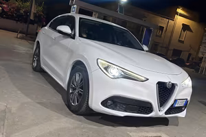 Alfa romeo stelvio 2018