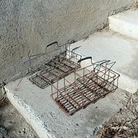 Cestini portabottiglie in metallo vintage 