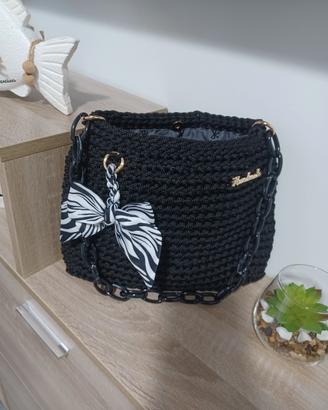 borsa fatta a mano in pelle