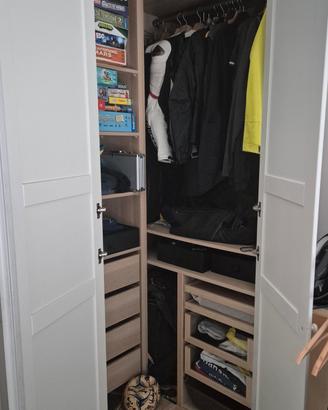 Armadio angolare Ikea Pax + accessori Komplement