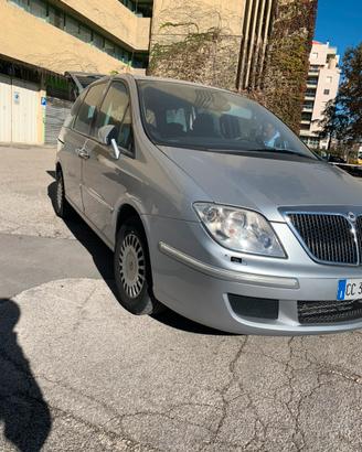 Lancia phedra 2.2 128cv gancio traino