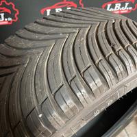 Gomme 4 stagioni 235/45 R19