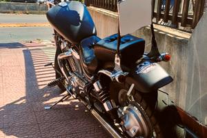 Suzuki intruder 600