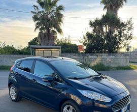 FORD FIESTA 1.5 DIESEL BLACK E WHITE EDITION 2015