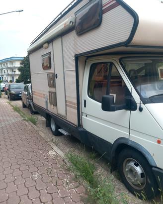 Ford Transit 2.5 D. Camper mansarda RIMOR - 1990