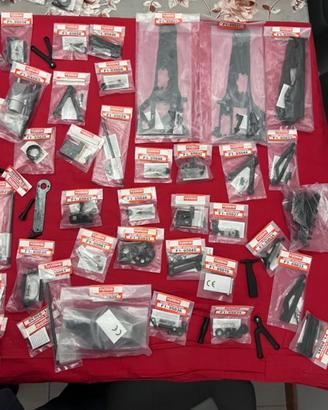 pezzi ferrari kyosho f2004