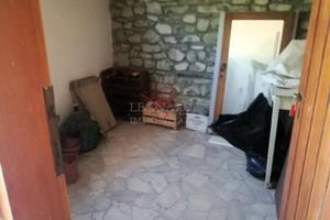 Appartamento di 160 m² con 5 locali e box auto a A