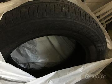 PNEUMATICI SEMINUOVI