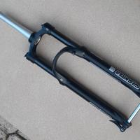 Forcella ammortizzata mtb suntour XCR34 da 130mm