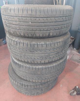 4 Gomme 195/65 R 15 91 T