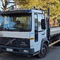 autocarro ribaltabile VOLVO 120,