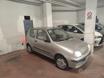 FIAT 600