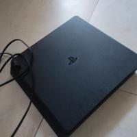 PlayStation 4 con cavo