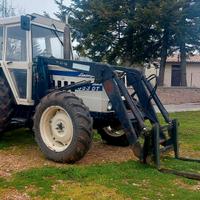 Trattore Lamborghini 653 DT con forca e pala 