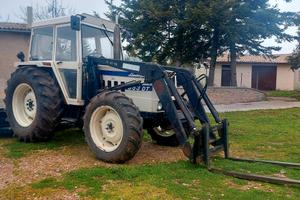 Trattore Lamborghini 653 DT con forca e pala 