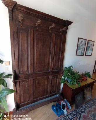 Attaccapanni in legno stile sagrestia 