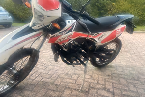 Moto 50