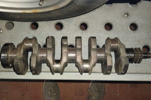 Ricambi BMW 320 E21 (albero mot. , interni, freni)