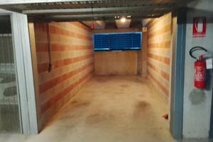 Garage auto grande in via Costantini 1