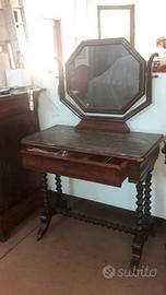 TOILETTE FRANCESE DELLA META' 800.