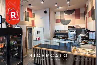 Locale commerciale in via Salvatore Trinchese, 51