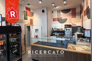 Locale commerciale in via Salvatore Trinchese, 51