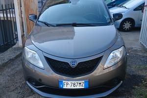Lancia Ypsilon 1.2 69 CV 5 porte GPL Ecochic Plati