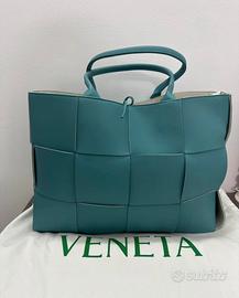 Bottega Veneta Maxi Arco