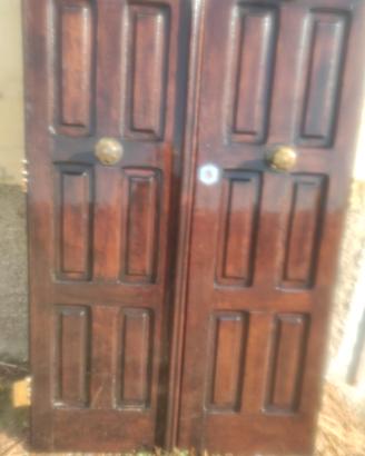 Portone in legno 