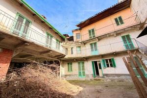 CASA SEMINDIPENDENTE A GASSINO TORINESE