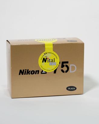 NIKON F75D - Reflex Pellicola