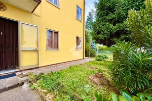 CASA SEMINDIPENDENTE A VEGGIANO
