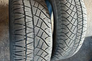 Gomme 265 60 R 18