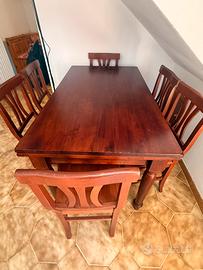 Tavolo in legno massiccio + 6 sedie - perfetto