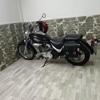 Suzuki VL Intruder 250 - 2000