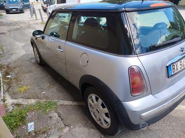 Mini Cooper 1.6 benzina 120cv