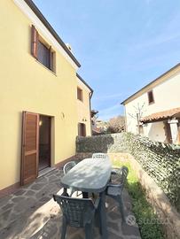 Comoda villetta a schiera su tre livelli