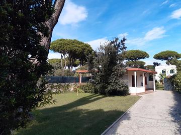 Circeo - Terracina villetta a 100 mt dal mare