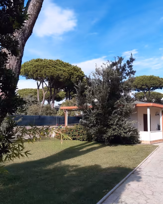 Circeo - Terracina villetta a 100 mt dal mare