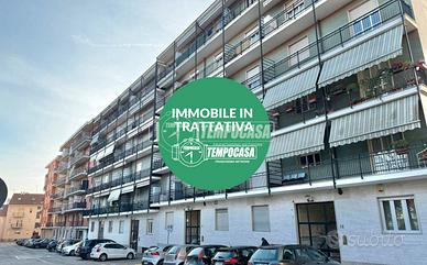 BILOCALE CON CAMERETTA RICAVATA E BOX AUTO !!