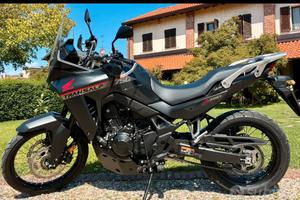 Honda Transalp 750