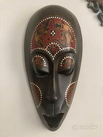 Maschera Artigianale Indonesiana legno