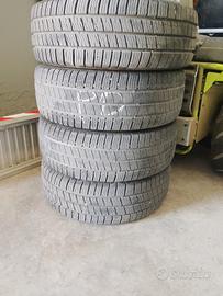 pneumatici 215 65 15 c Hankook 