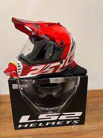 casco moto e stivali